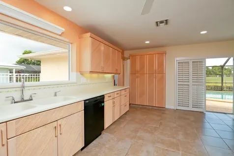 1491 Se Sunshine Avenue Port Saint Lucie FL 34952
