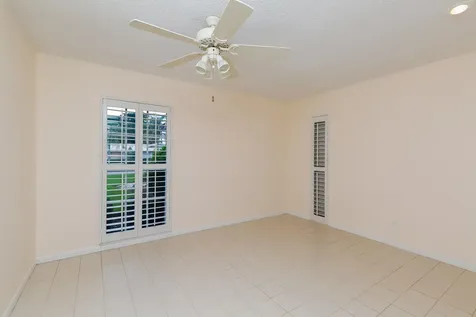 1491 Se Sunshine Avenue Port Saint Lucie FL 34952