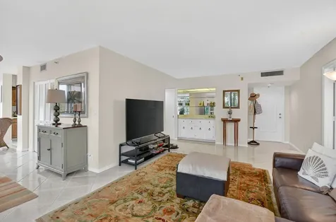 6805 Willow Wood Drive Boca Raton FL 33434
