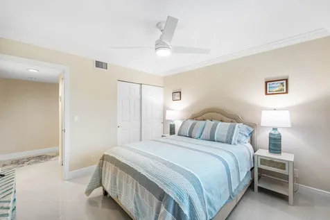 7286 Huntington Lane Delray Beach FL 33446