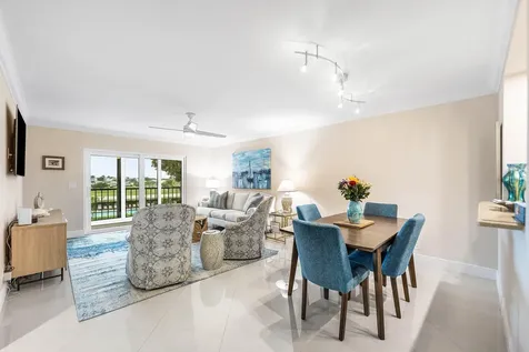 7286 Huntington Lane Delray Beach FL 33446