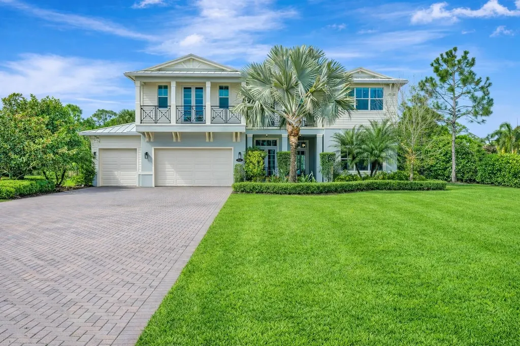 8150 Se Grassy Hollow Trail Jupiter FL 33458