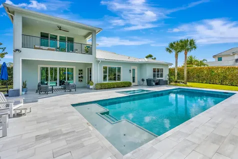 8150 Se Grassy Hollow Trail Jupiter FL 33458