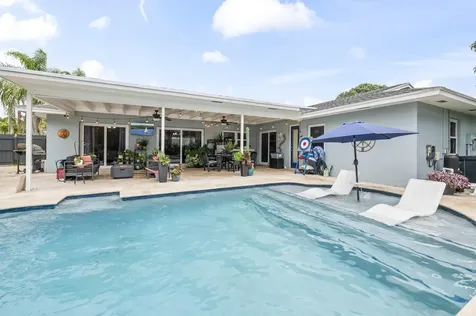 6427 Travis Road Lake Clarke Shores FL 33406