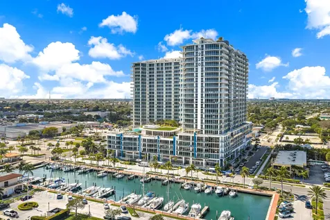 220 Lake Shore Drive Lake Park FL 33403
