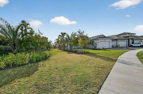 9694 Saint Germain Drive Palm Beach Gardens FL 33412