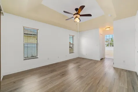 434 Sw Lacroix Avenue Port Saint Lucie FL 34953