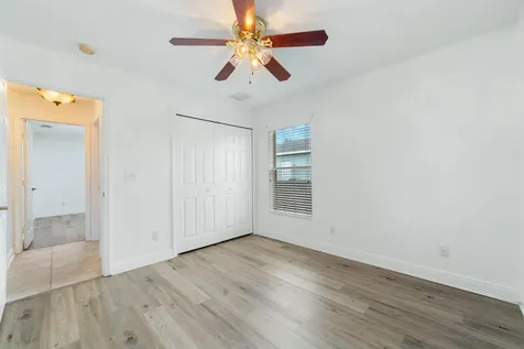 434 Sw Lacroix Avenue Port Saint Lucie FL 34953
