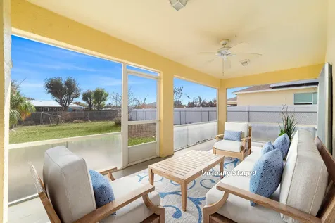 434 Sw Lacroix Avenue Port Saint Lucie FL 34953