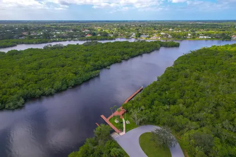 841 Sw South River Drive Stuart FL 34997