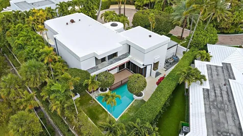 19 Sloans Curve Drive Palm Beach FL 33480