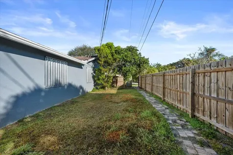 9110 Banquet Way Lake Worth FL 33467