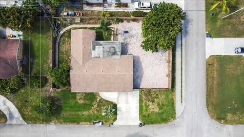 9110 Banquet Way Lake Worth FL 33467