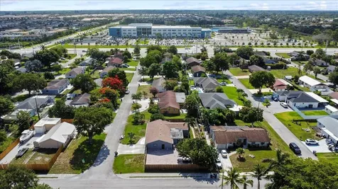 9110 Banquet Way Lake Worth FL 33467