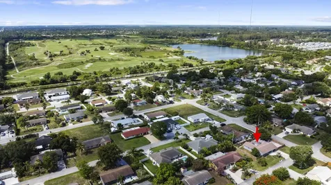 9110 Banquet Way Lake Worth FL 33467
