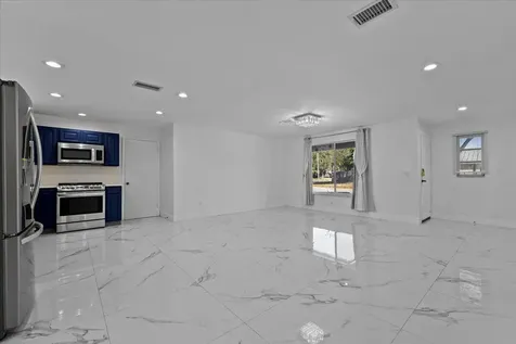 9110 Banquet Way Lake Worth FL 33467