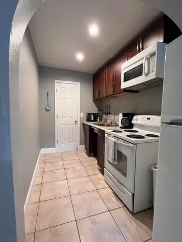 118 SW 12th Avenue Delray Beach FL 33444