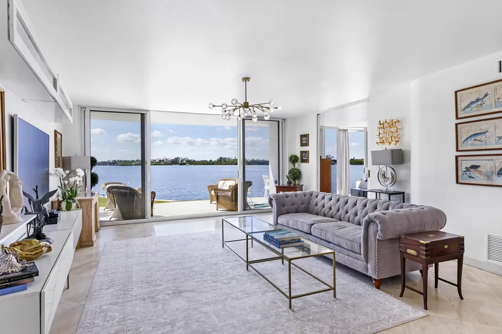 2760 S Ocean Boulevard Palm Beach FL 33480