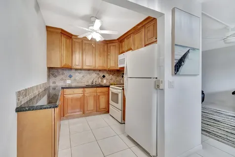 339 Preston I Boca Raton FL 33434
