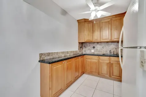 339 Preston I Boca Raton FL 33434