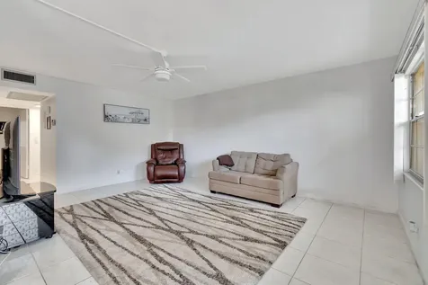 339 Preston I Boca Raton FL 33434