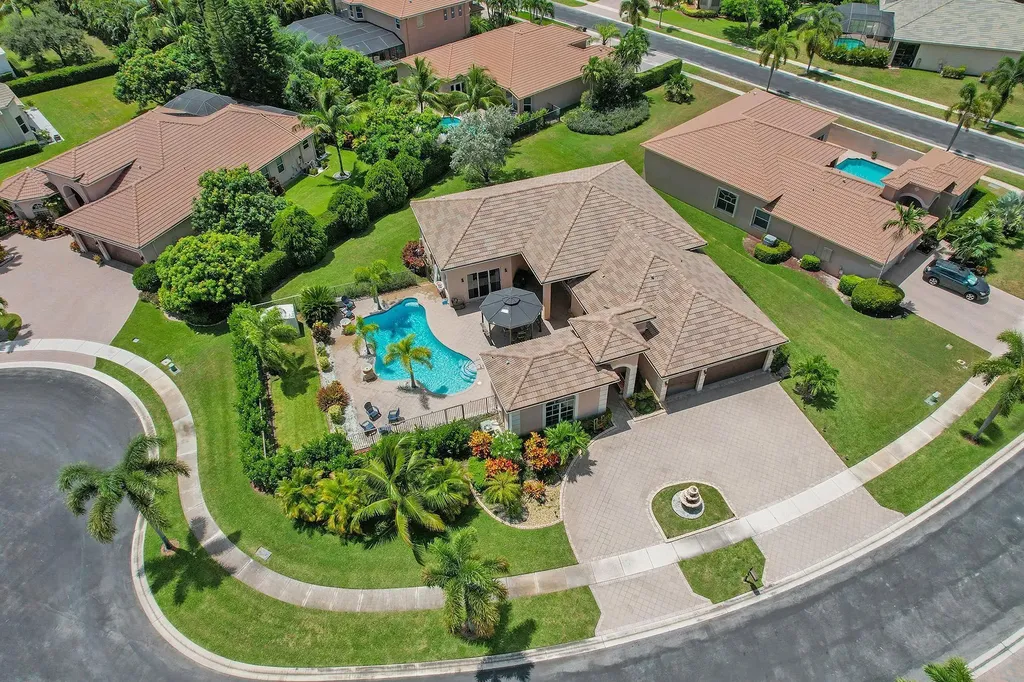 2933 E Fontana Court Royal Palm Beach FL 33411