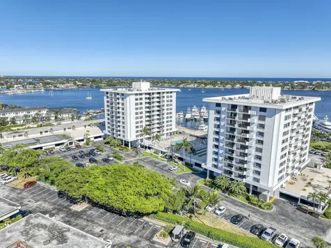 1208 Marine Way North Palm Beach FL 33408