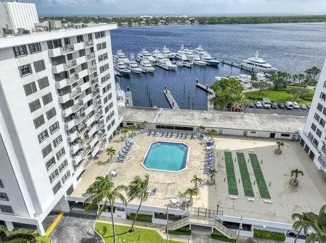 1208 Marine Way North Palm Beach FL 33408