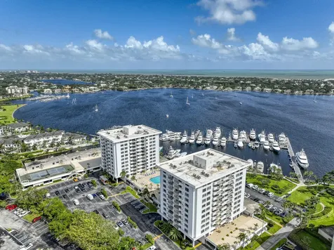 1208 Marine Way North Palm Beach FL 33408