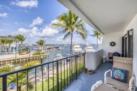 1208 Marine Way North Palm Beach FL 33408