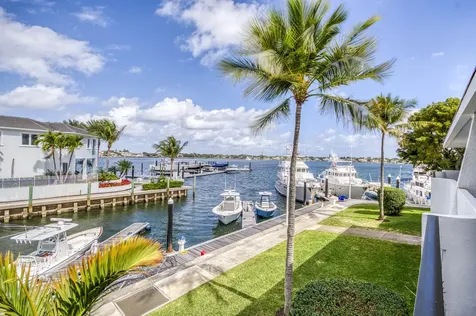 1208 Marine Way North Palm Beach FL 33408