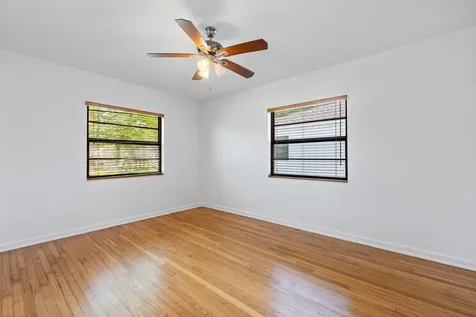 1023 S Palmway Lake Worth Beach FL 33460
