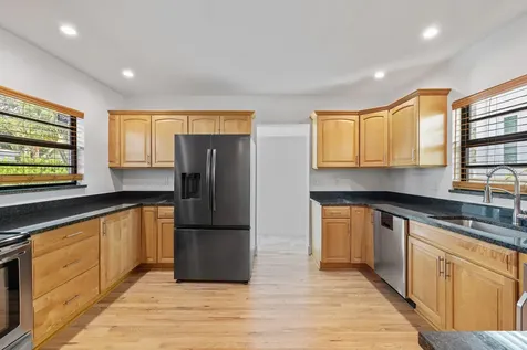 1023 S Palmway Lake Worth Beach FL 33460
