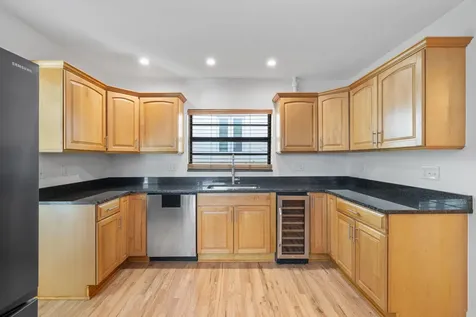 1023 S Palmway Lake Worth Beach FL 33460