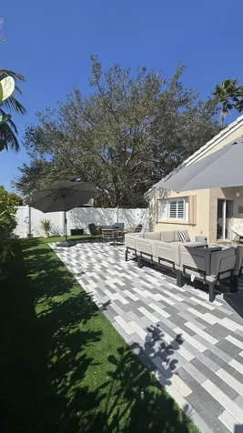 672 NW 45 Avenue Deerfield Beach FL 33442