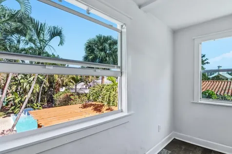 423 26th Street West Palm Beach FL 33407
