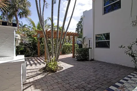 423 26th Street West Palm Beach FL 33407