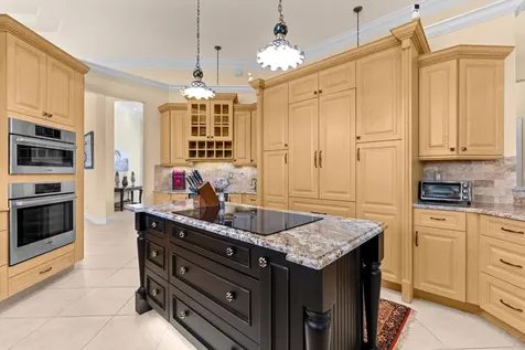 8668 Marlamoor Lane Palm Beach Gardens FL 33412