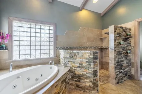 2204 5th Court Vero Beach FL 32962