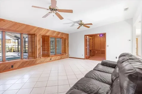 2204 5th Court Vero Beach FL 32962