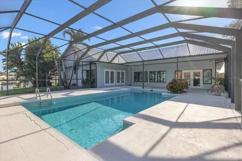 2204 5th Court Vero Beach FL 32962