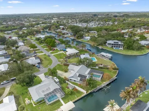 2204 5th Court Vero Beach FL 32962