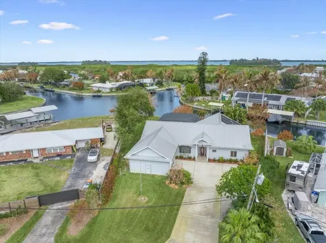 2204 5th Court Vero Beach FL 32962
