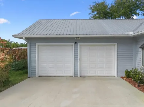 2204 5th Court Vero Beach FL 32962