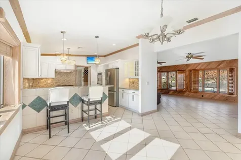 2204 5th Court Vero Beach FL 32962