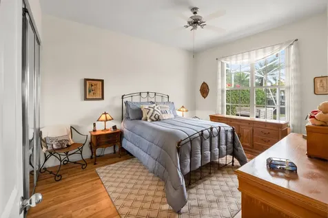 2013 Bedford Drive Palm Beach Gardens FL 33403