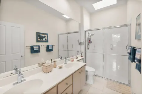 2013 Bedford Drive Palm Beach Gardens FL 33403
