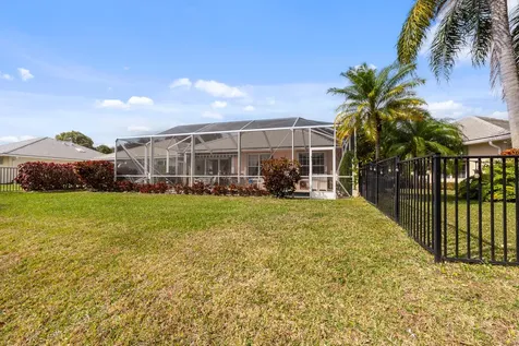 2013 Bedford Drive Palm Beach Gardens FL 33403