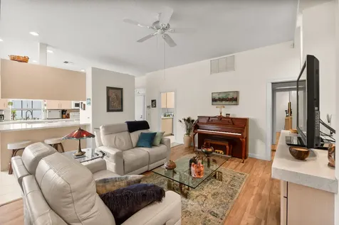 2013 Bedford Drive Palm Beach Gardens FL 33403