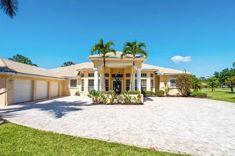 8668 Marlamoor Lane Palm Beach Gardens FL 33412